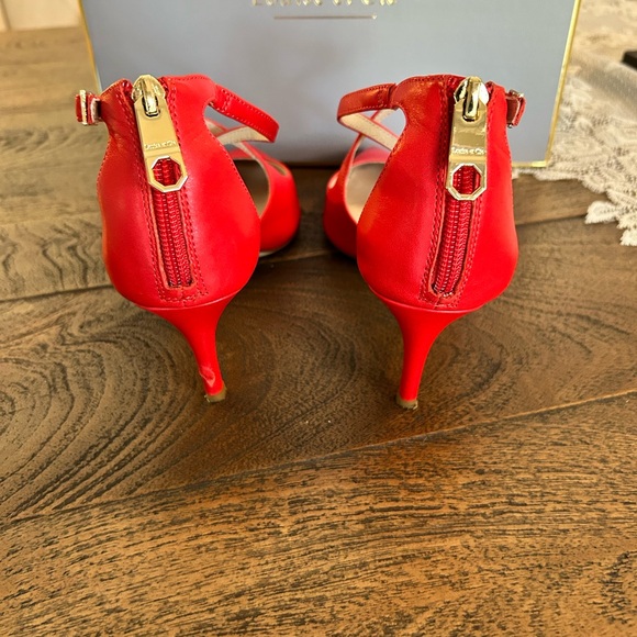 Louise et Cie Strap Red Pump - Picture 3 of 8
